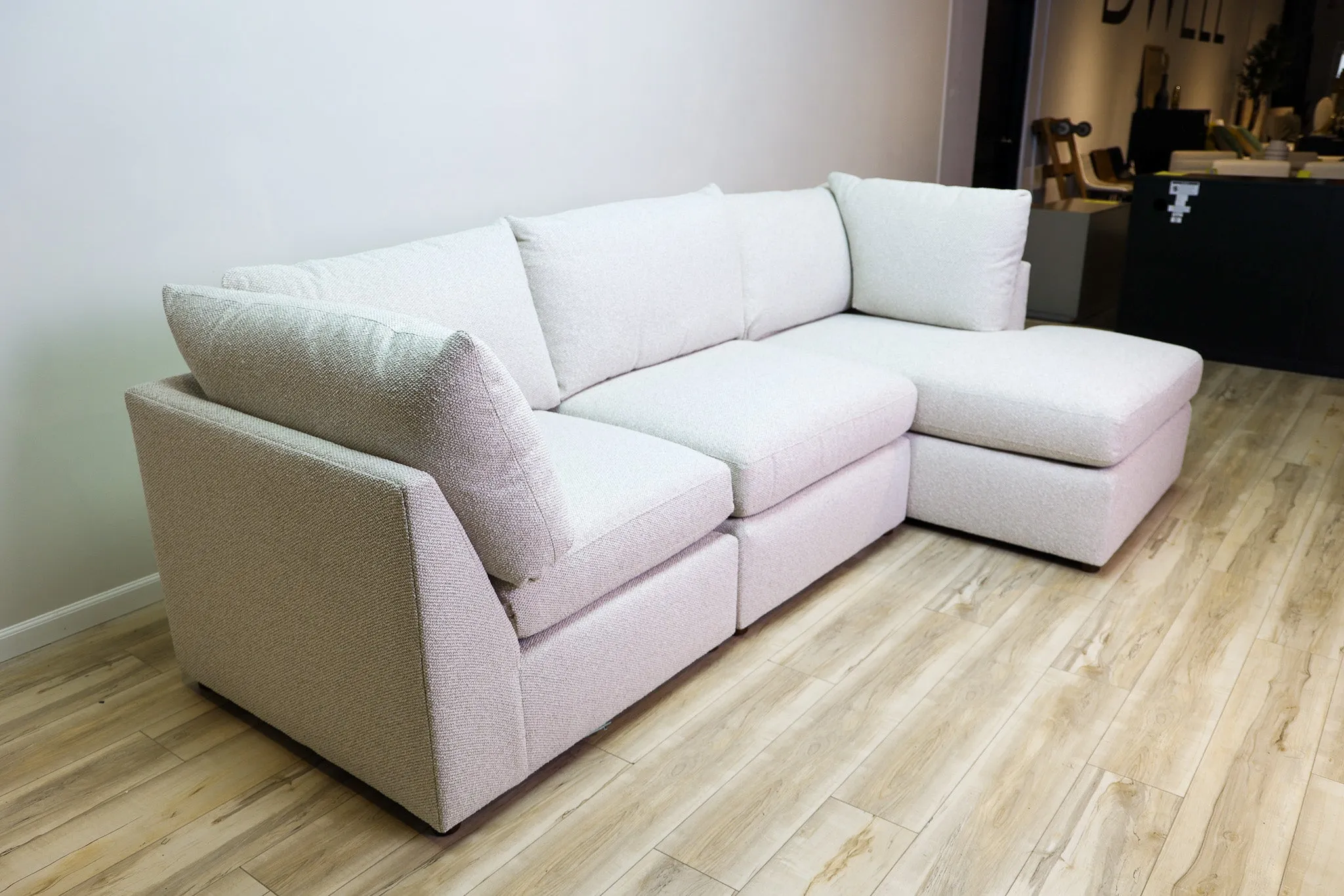 Beckham Linen Sectional