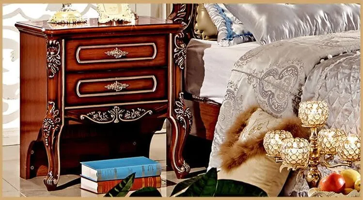 French Modern Luxurious Carved Solid Wood   1.8 m Bed