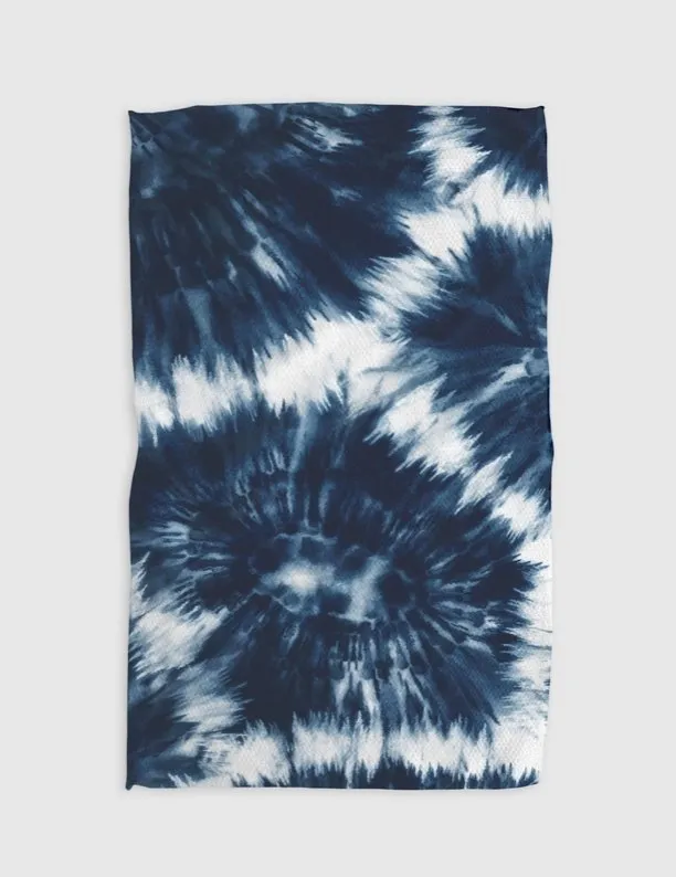 Kitchen Tea Towel - Reaching
