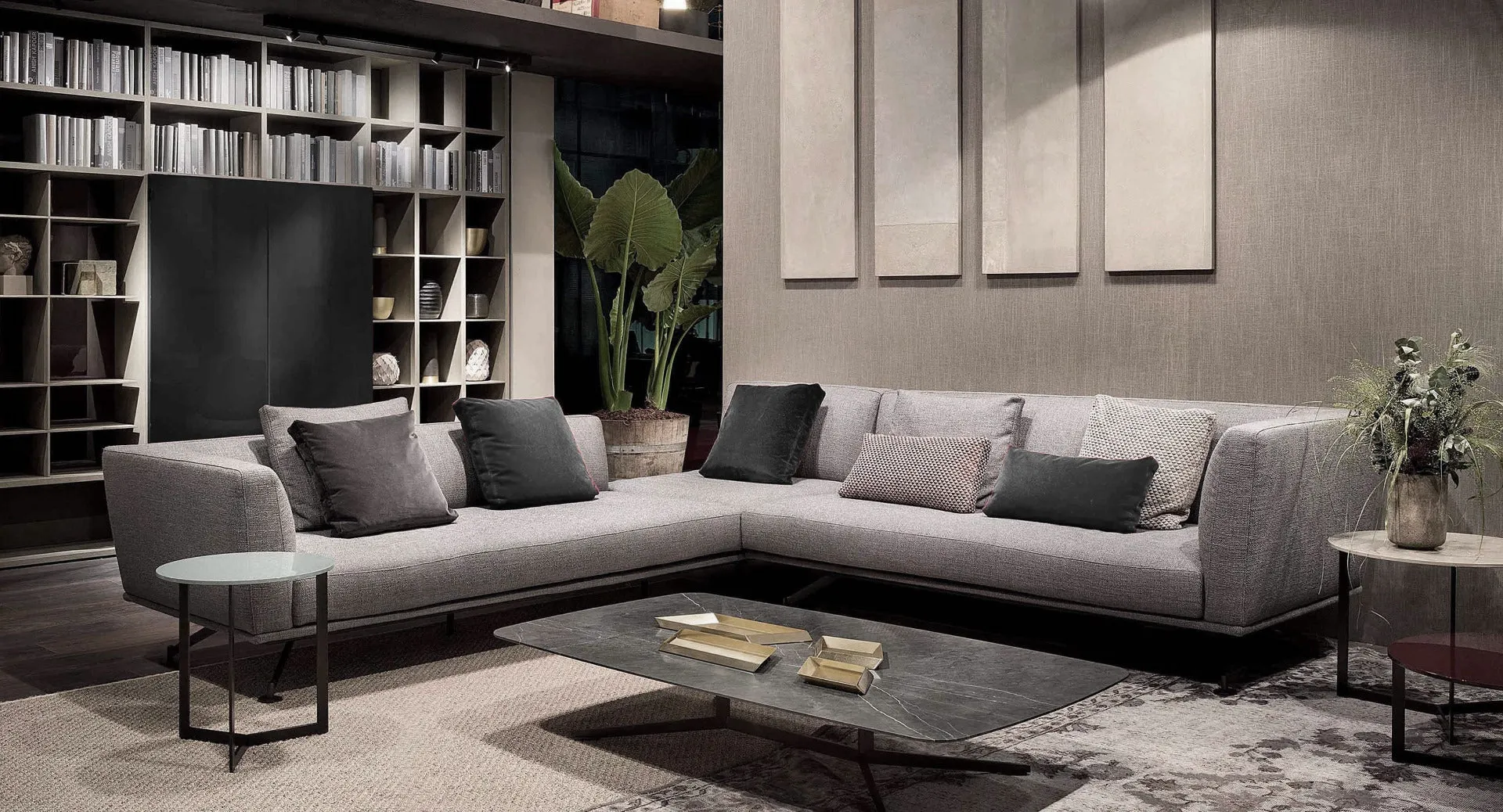 Neil Sofa