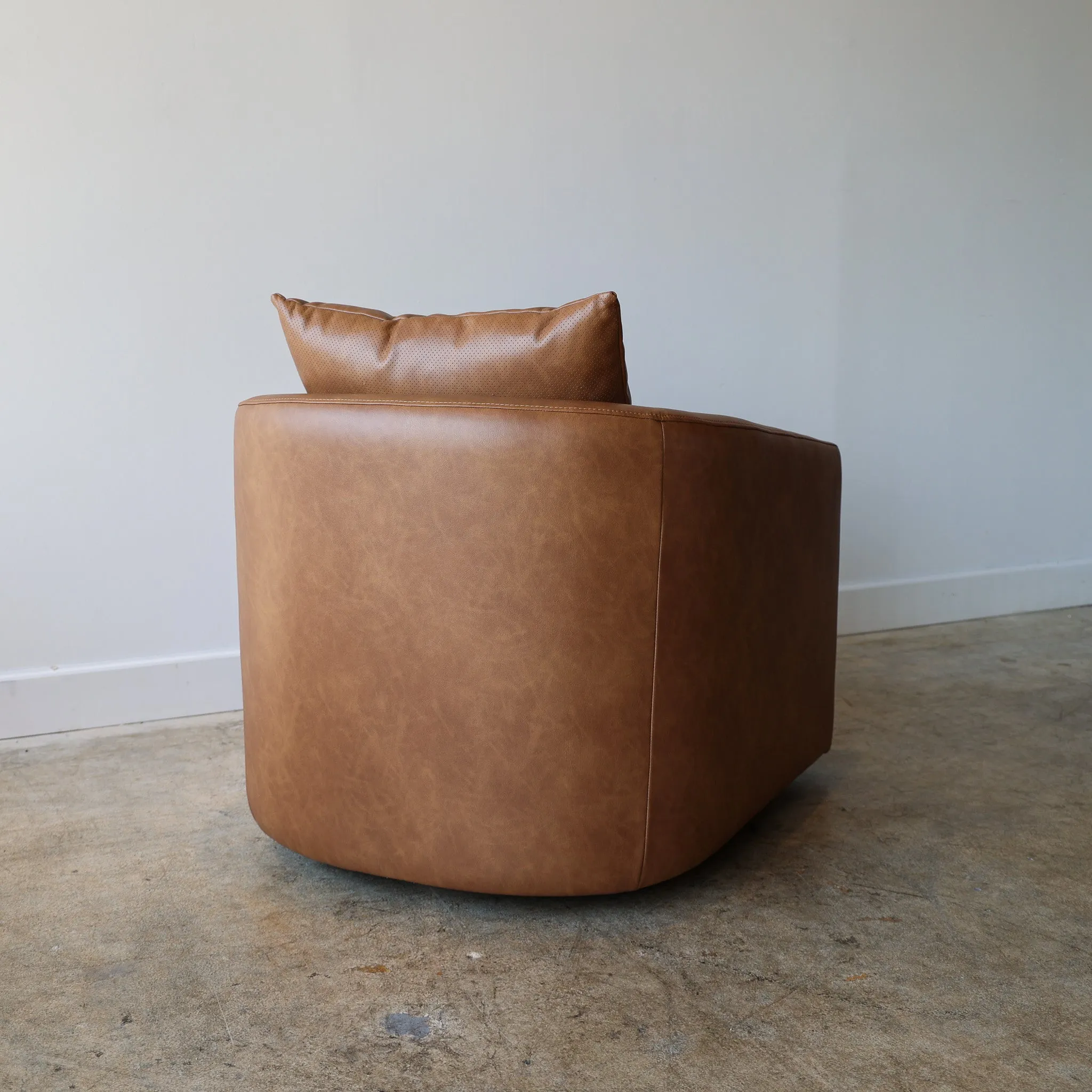 Pierre Swivel Chair
